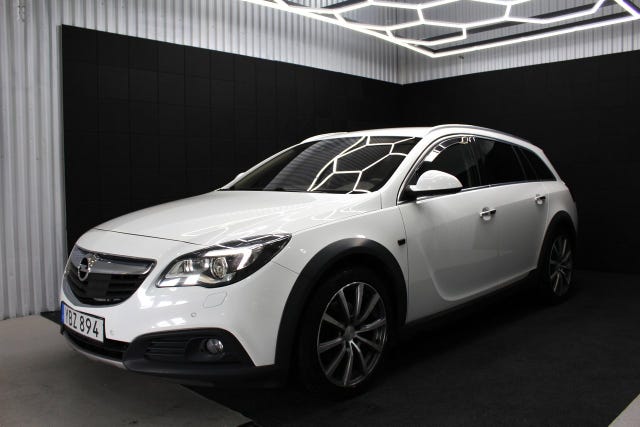 Opel Insignia Country Tourer 2016
