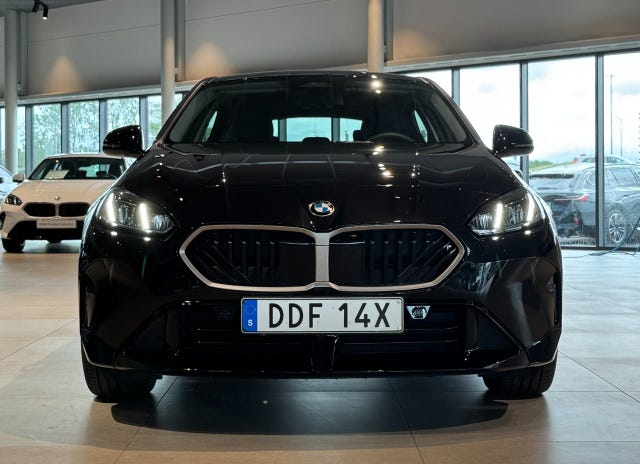 BMW 120 2026 – bild 2