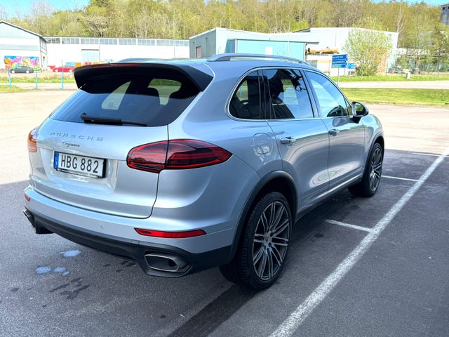 Porsche Cayenne 2016