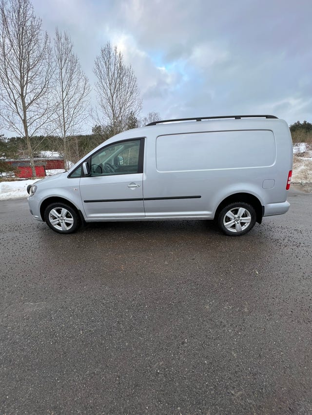 Volkswagen Caddy Maxi 2011