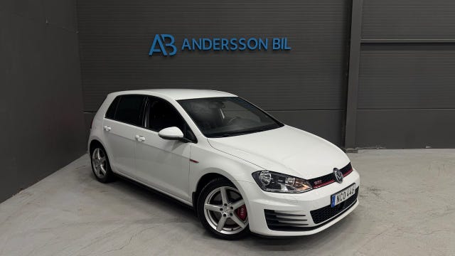 Volkswagen Golf I 2015