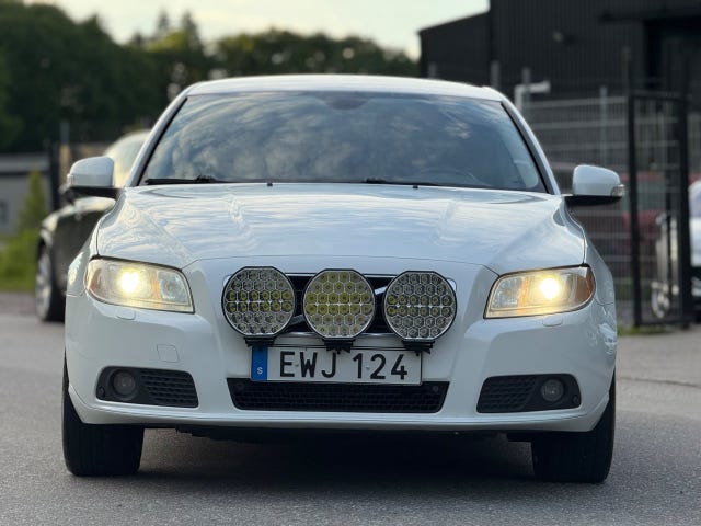 Volvo V70 2011 – bild 2