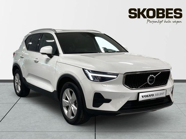 Volvo XC40 2025