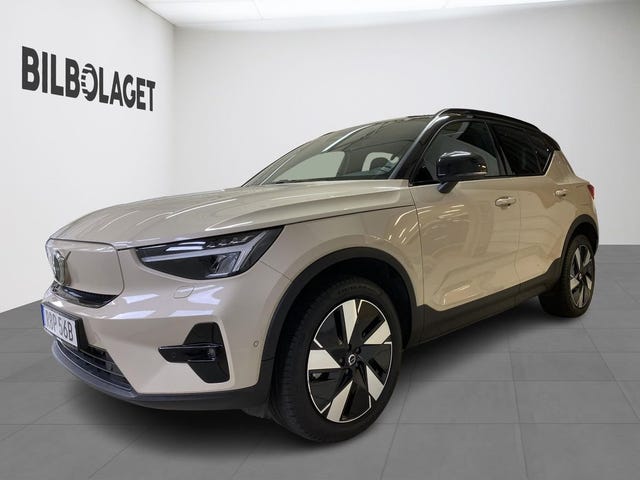 Volvo EX40 2025