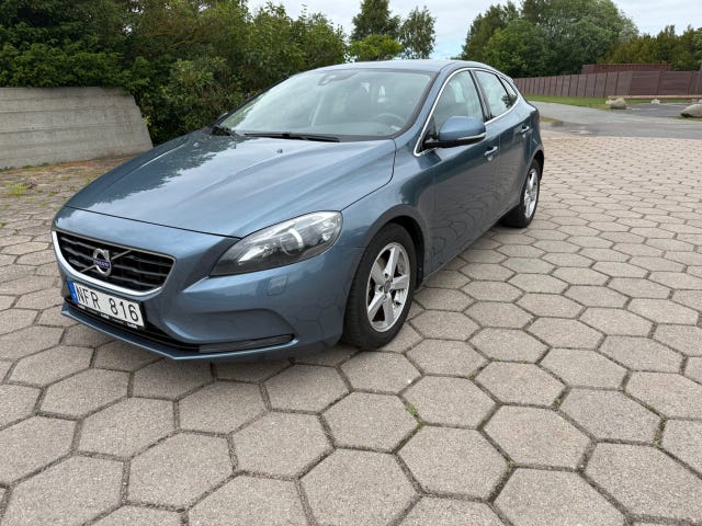 Volvo V40 2013