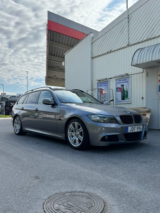 BMW 330d 2009