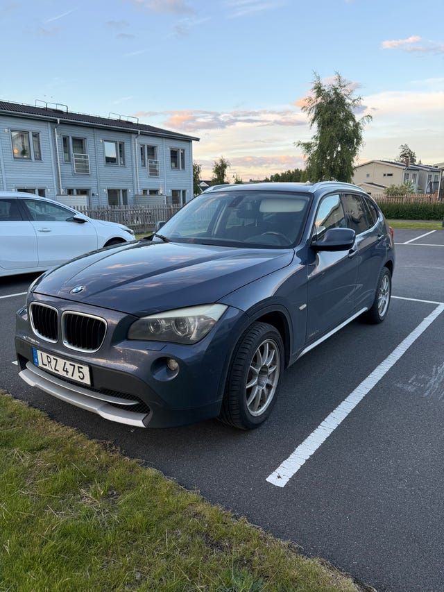 BMW X1 2011