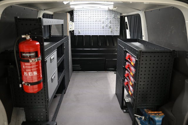 Volkswagen Transporter 2021 – bild 2