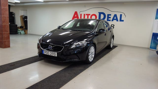 Volvo V40 2015