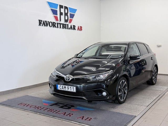 Toyota Auris 2015