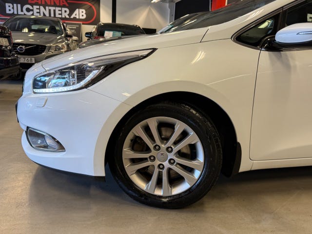 Kia Ceed 2013 – bild 2