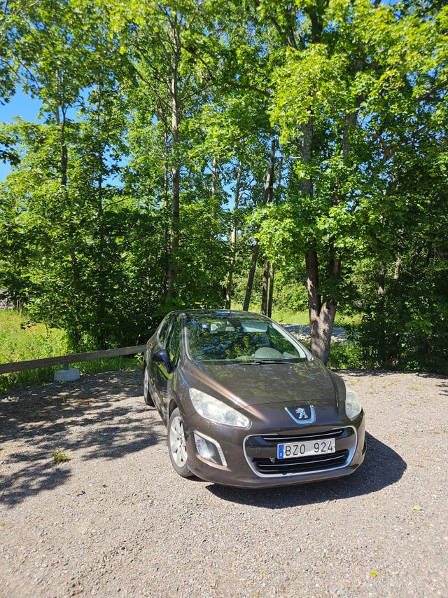 Peugeot 308 2012