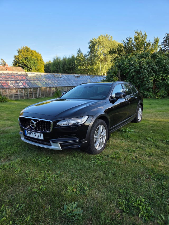 Volvo V90 Cross Country 2017