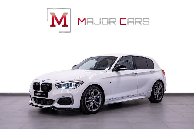 BMW M135i 2016