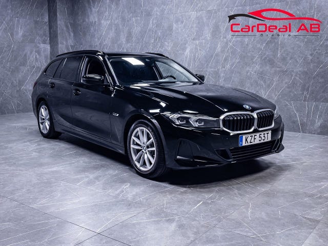 BMW 330e 2023