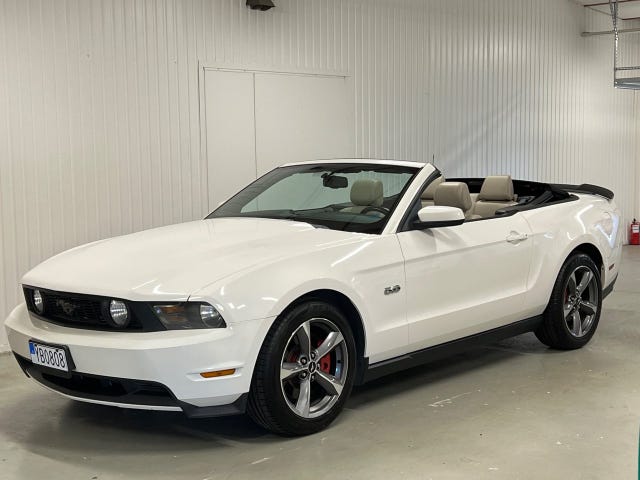 Ford Mustang 2012