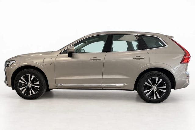 Volvo XC60 2025 – bild 2