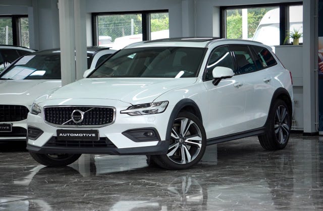 Volvo V60 Cross Country 2019
