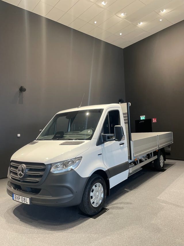 Mercedes-Benz eSprinter 420 2026