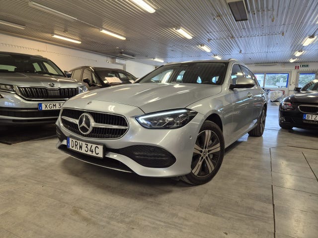 Mercedes-Benz C300 2023