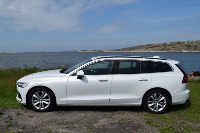 Volvo V60 2023