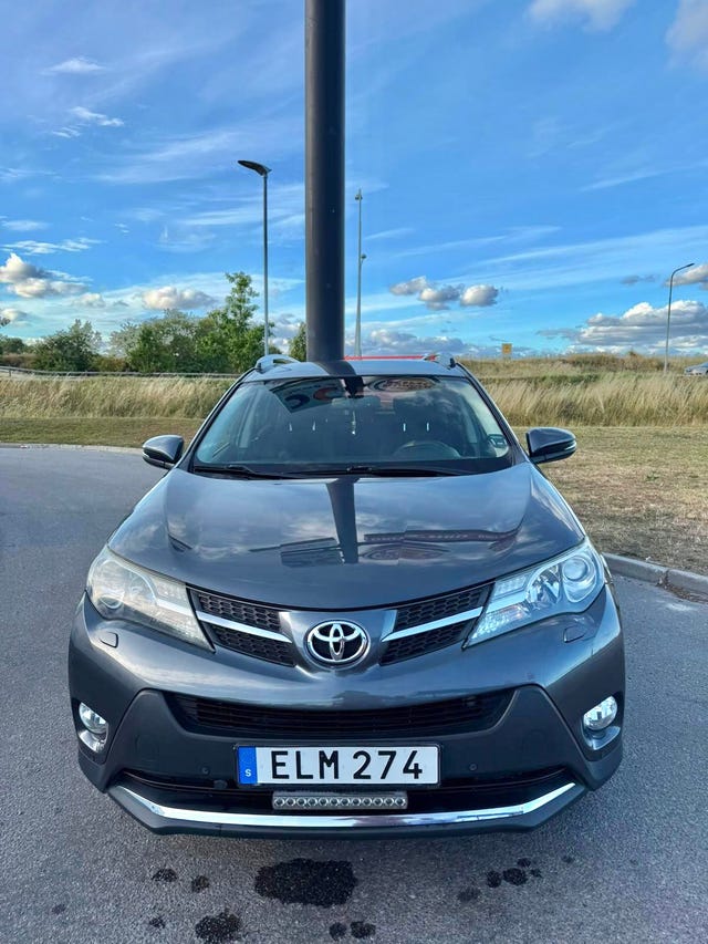 Toyota RAV4 2014