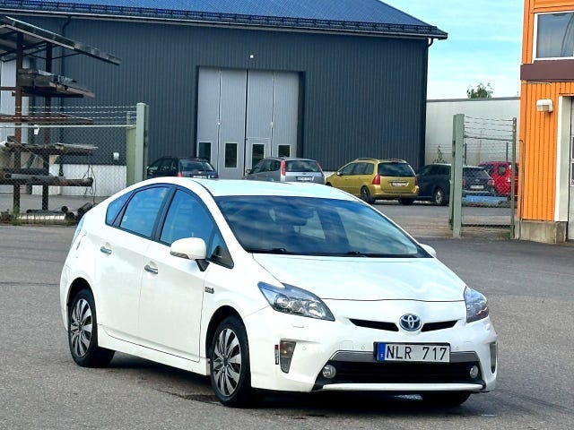 Toyota Prius — bild 6 av 11