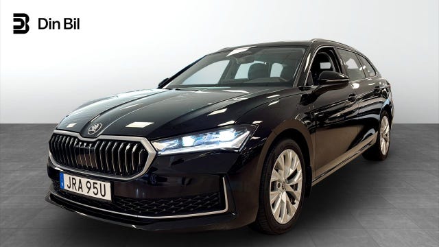 Skoda Superb 2025