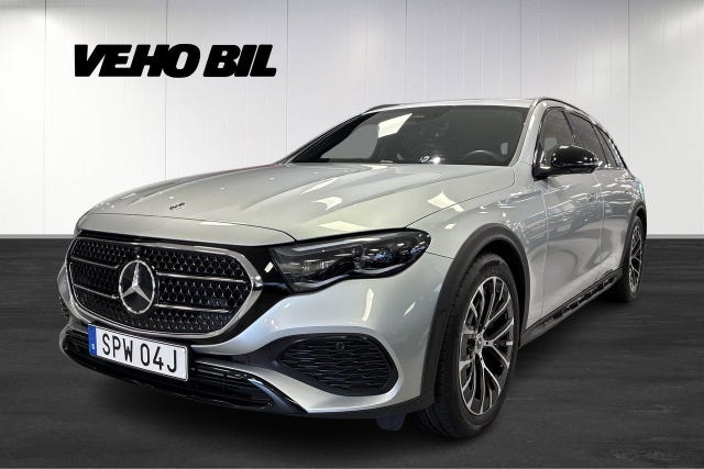Mercedes-Benz E300 2026