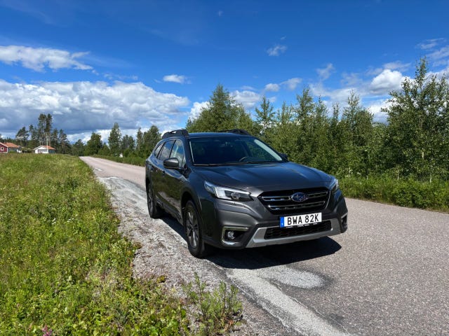 Subaru Outback 2025