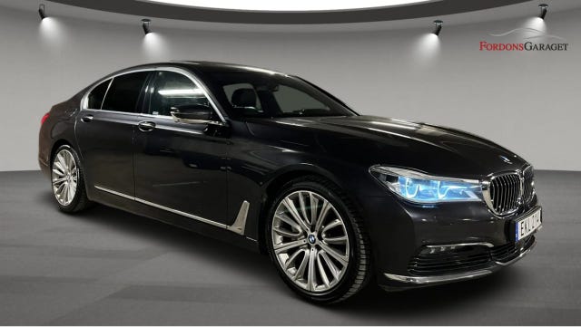 BMW 730 2017