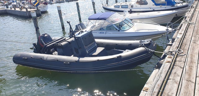 Zodiac Pro 5.5 med Evinrude E-TEC 90 HO