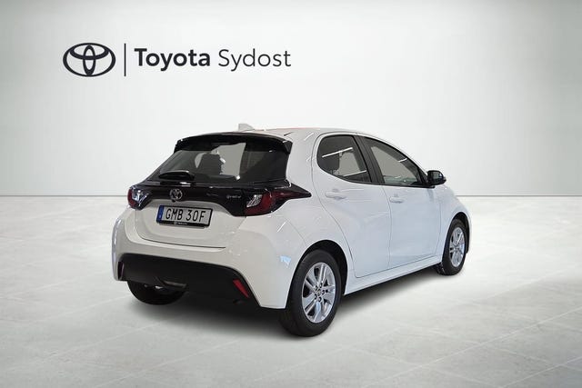 Toyota Yaris 2024 – bild 2