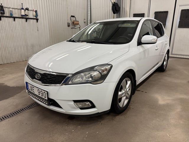 Kia Ceed 2011