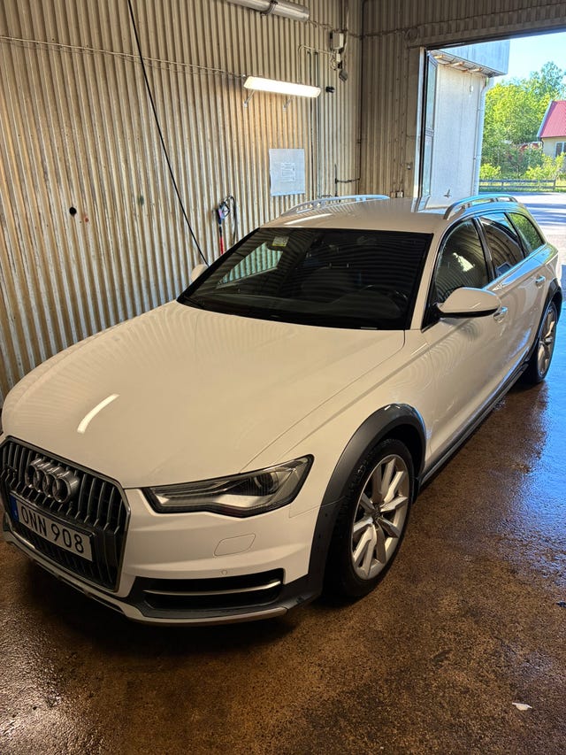Audi A6 allroad 2016