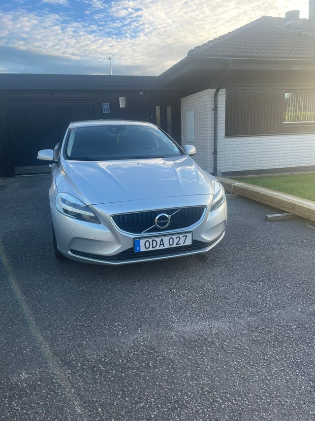 Volvo V40 2017