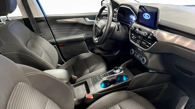 Ford Kuga 2021 – bild 3