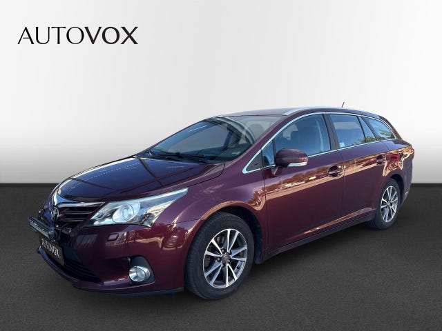 Toyota Avensis 2012