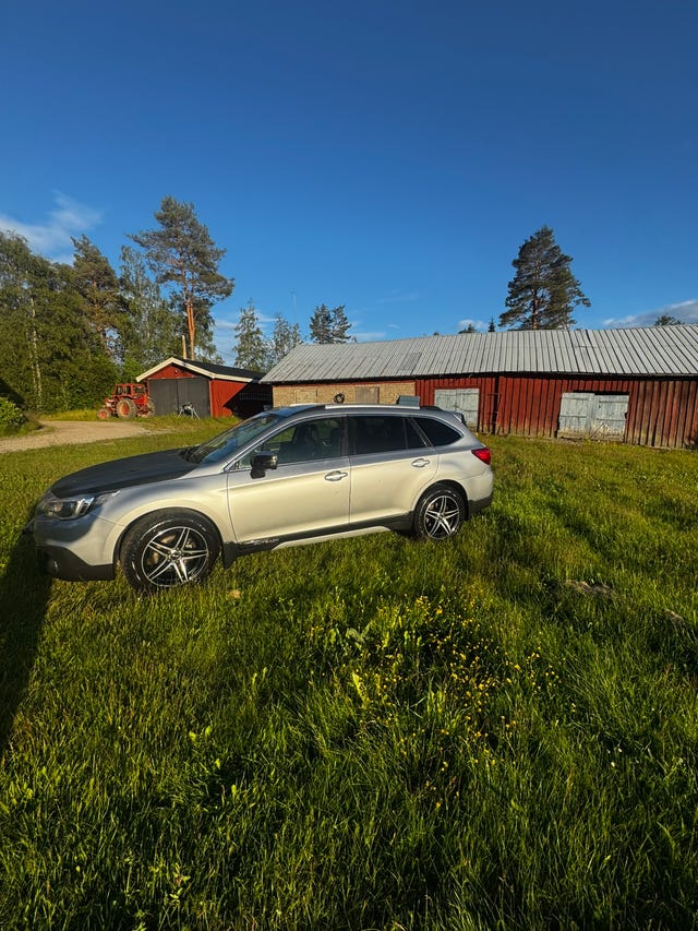 Subaru Outback 2015