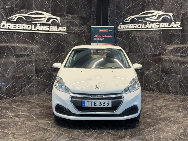 Peugeot 208 2016