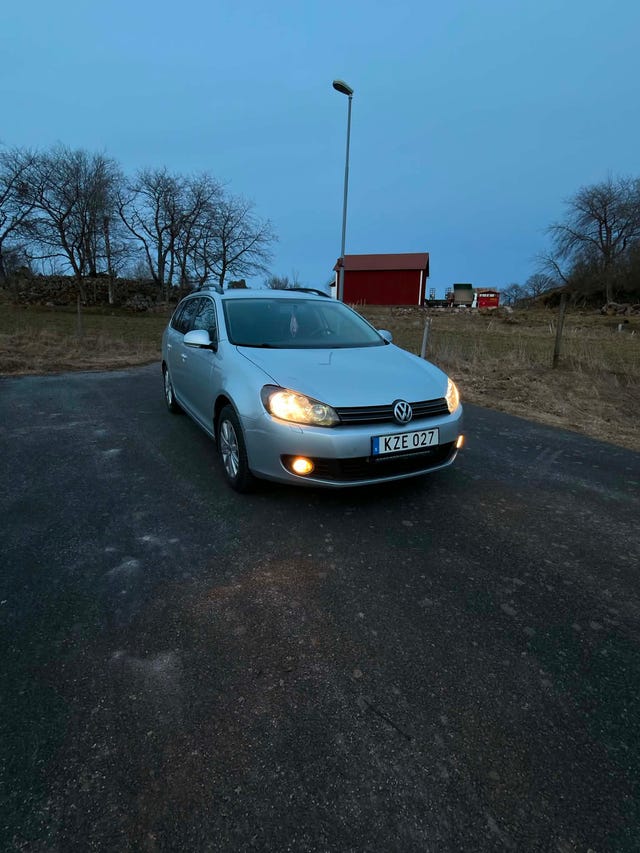 Volkswagen Golf VI 2011