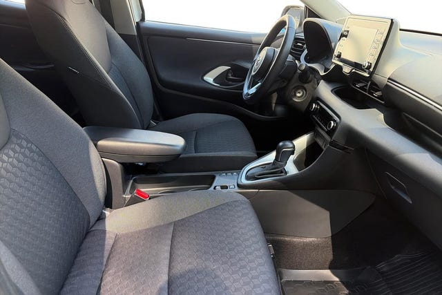 Toyota Yaris 2024 – bild 4