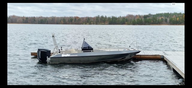 Buster Magnum CC 300hk + 80 trailer