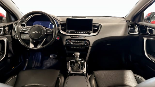 Kia Ceed 2023 – bild 4