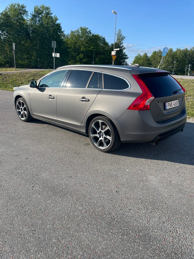 Volvo V60 2015