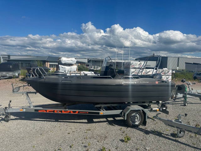 Pioner 15 Allround +Yamaha F40 +80km-trailer