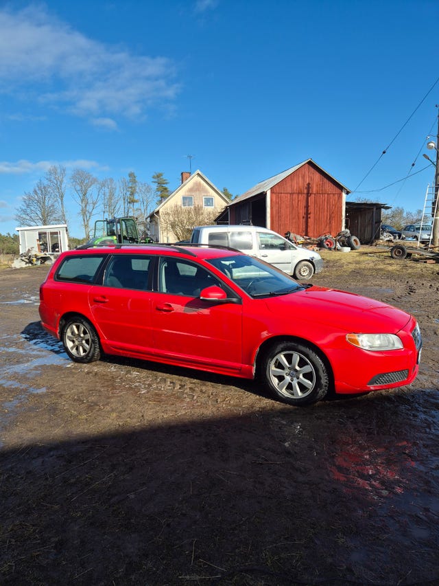 Volvo V70 2012 – bild 2