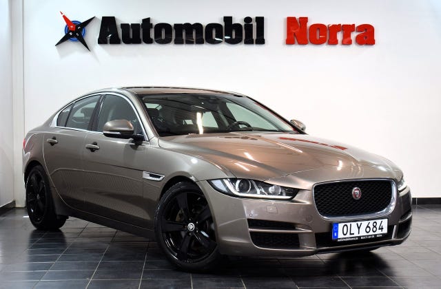 Jaguar XE 2016