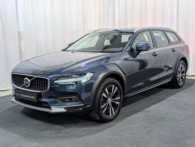 Volvo V90 Cross Country 2022