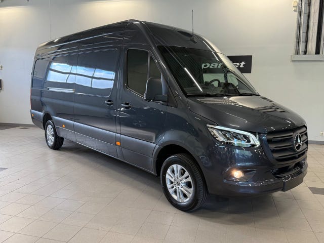 Mercedes-Benz Sprinter 317 2026